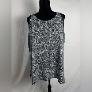 Swimsuits For All 24 Black and White Swim Tankini